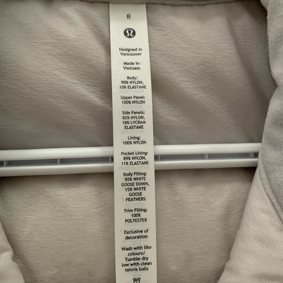 New Lululemon Down for it all vest  8 - Picture 5 of 6